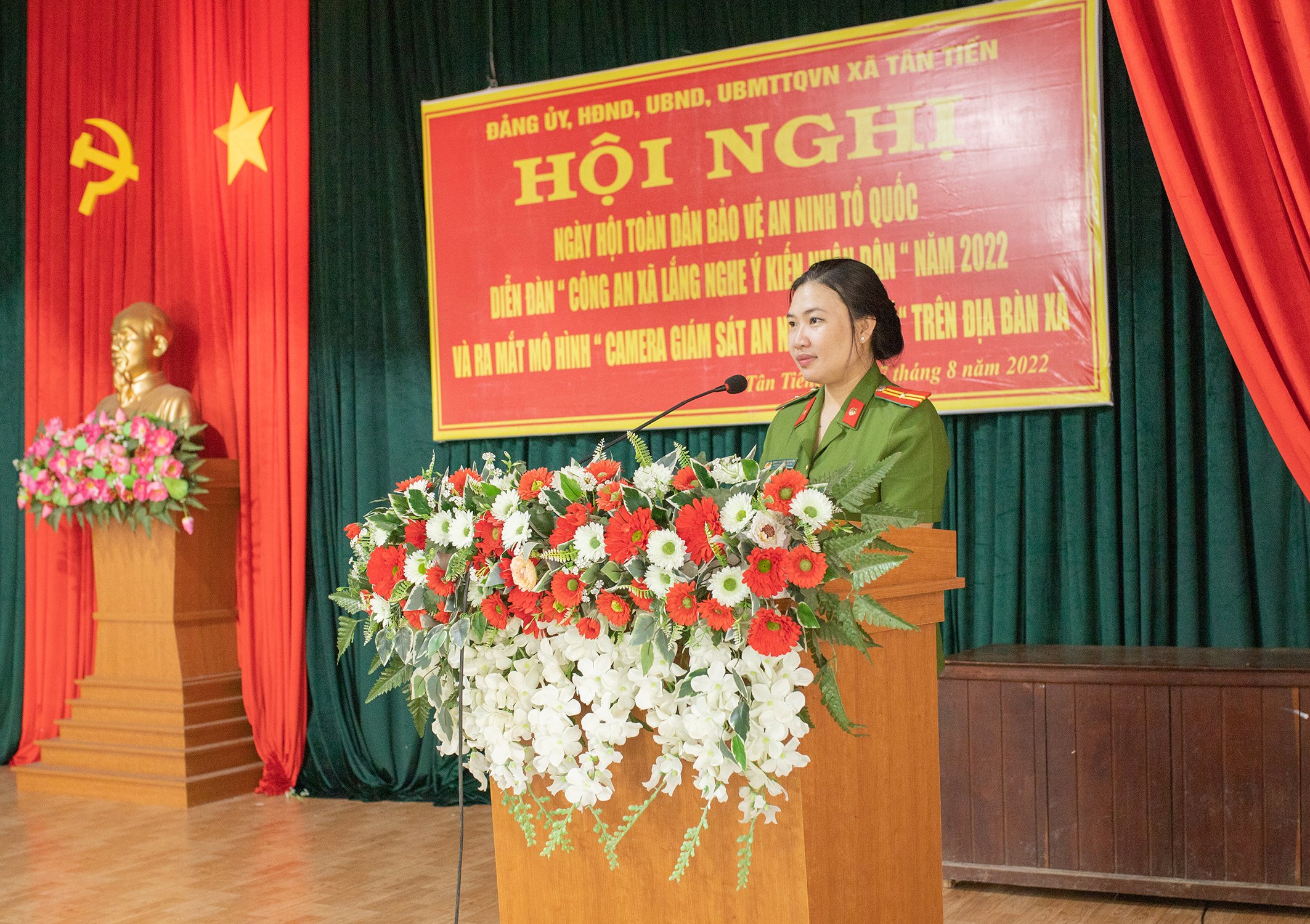 NGÀY HỘI TOÀN DÂN BẢO VỆ AN NINH TỔ QUỐC  XÃ TÂN TIẾN