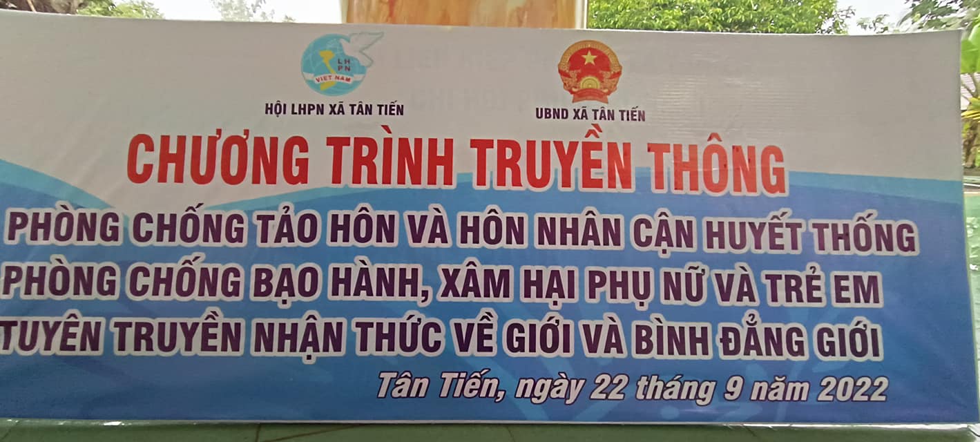 Hội LHPN xã Tân Tiến tuyên truyền, phổ biến pháp luật cho hội viên, phụ nữ.