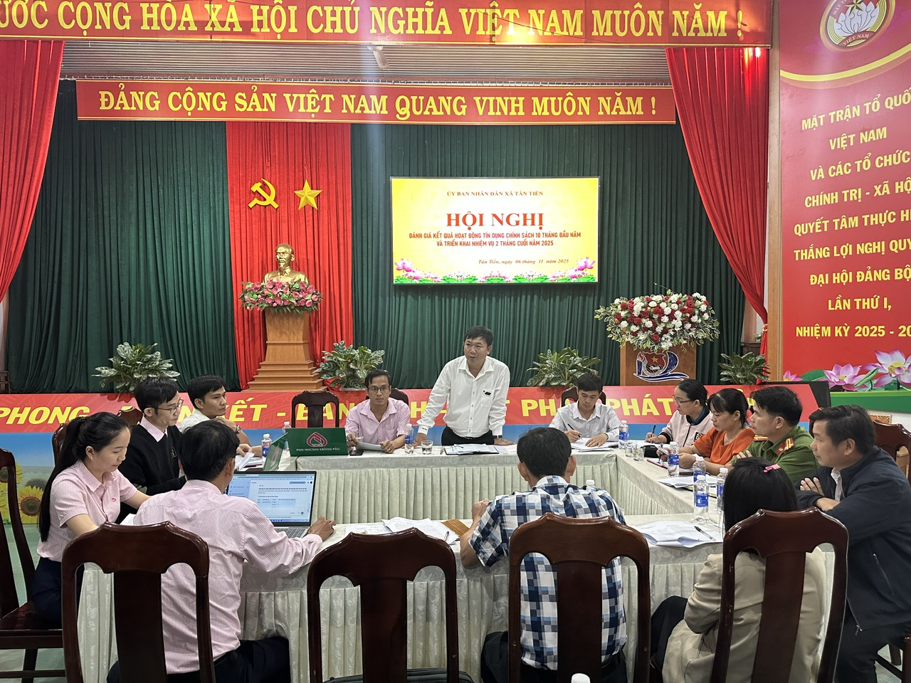 Hội Nghị đánh giá kết quả hoạt động tín dụng chính sách xã Tân Tiến